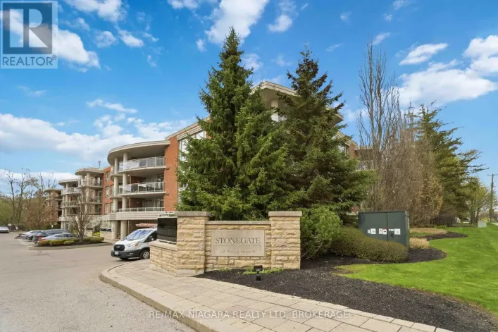 107 - 125 WILSON STREET W, Hamilton