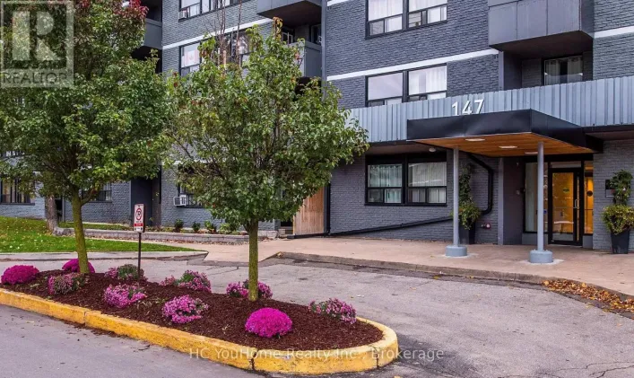 107 - 147 WELLINGTON STREET W, Aurora