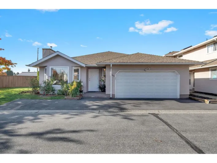 107 15501 89A AVENUE, Surrey