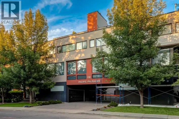 Row / Townhouse for sale: 107, 1720 12 Street SW, Calgary