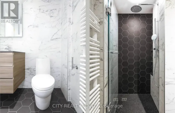 107 - 2 CLARENDON AVENUE, Toronto