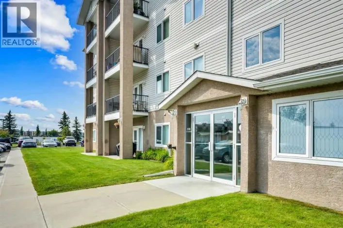 107, 300 Edwards Way NW, Airdrie