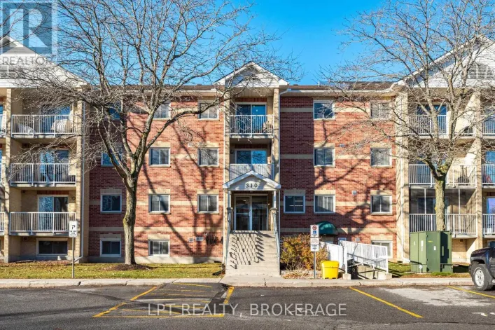 107 - 310 KINGSDALE AVENUE, Kingston