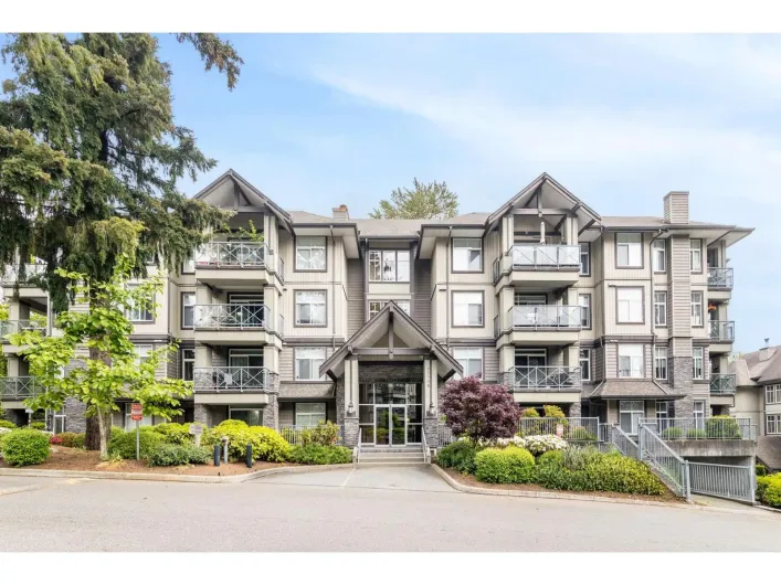 107 33338 E BOURQUIN CRESCENT, Abbotsford