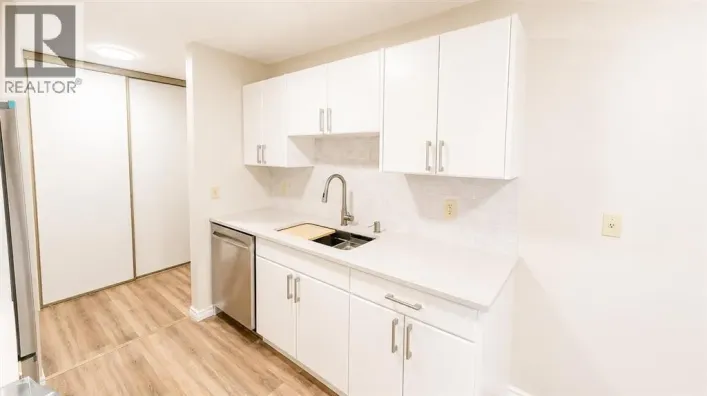 107, 405 Columbia Boulevard W, Lethbridge
