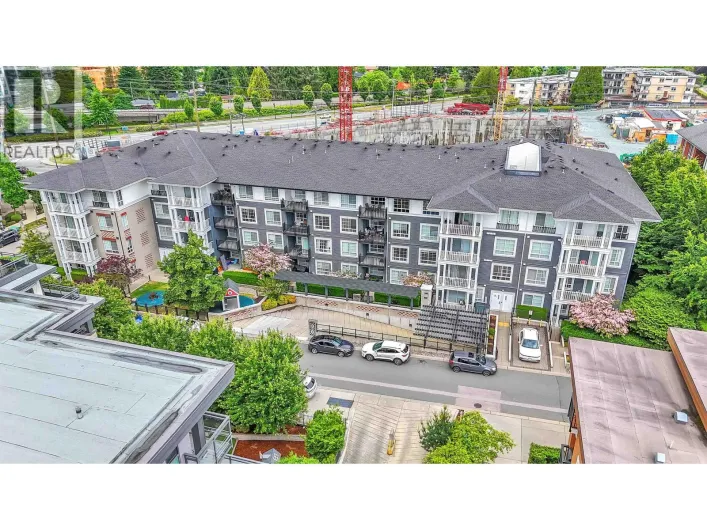 107 608 COMO LAKE AVENUE, Coquitlam
