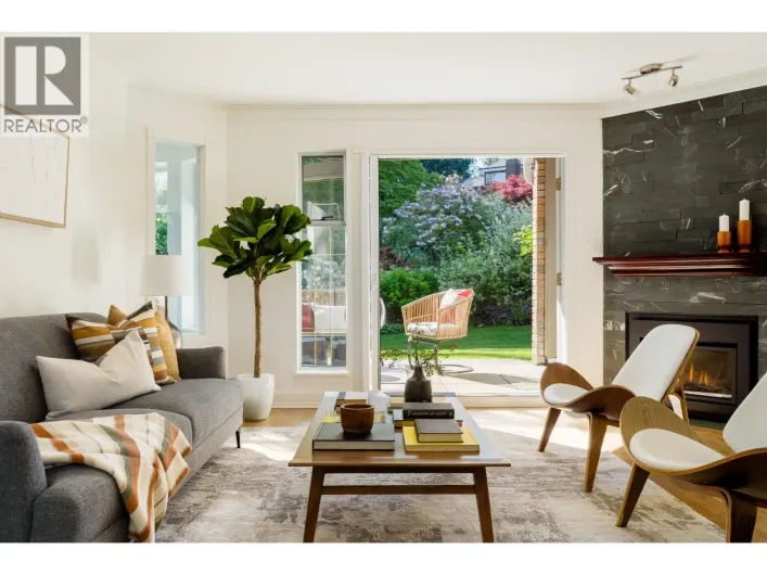 107 67 MINER STREET, New Westminster