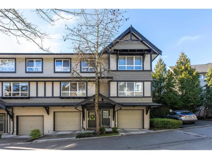 107 6747 203 STREET, Langley