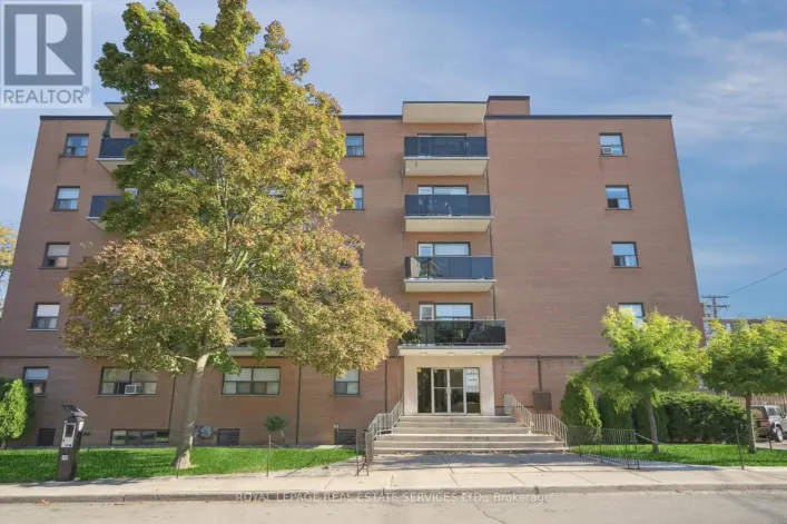 107 - 7 HELENE STREET N, Mississauga