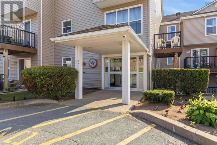107 75 Collins Grove, Dartmouth