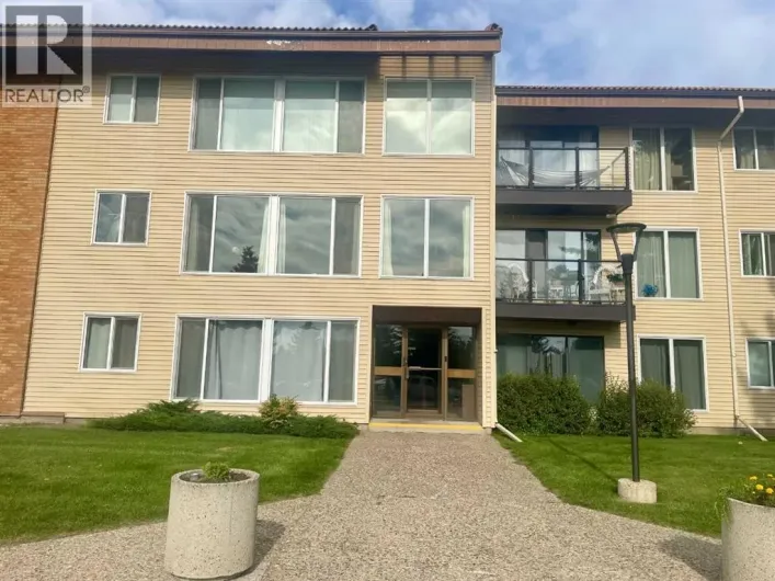 107, 75 Temple Boulevard W, Lethbridge