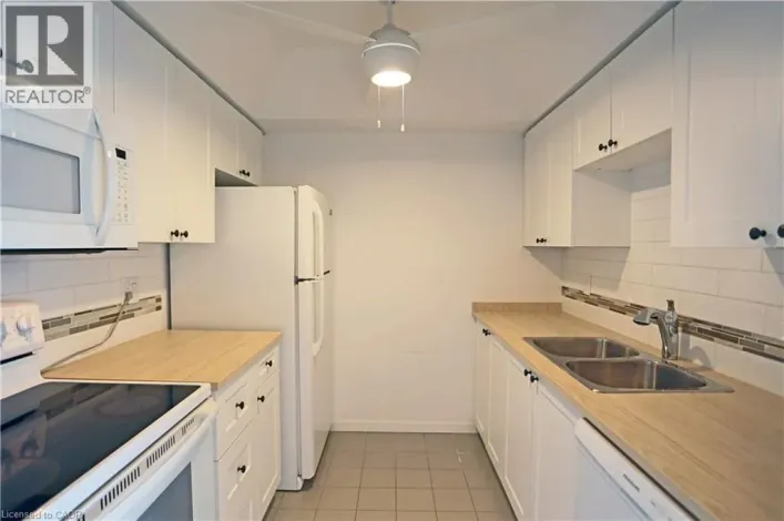 107 BAGOT Street Unit# 411, Guelph