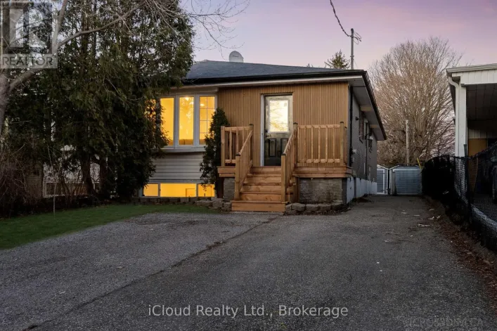 107 BAYVIEW PARKWAY, Newmarket