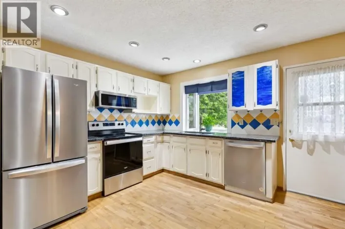 107 Bermuda Drive NW, Calgary