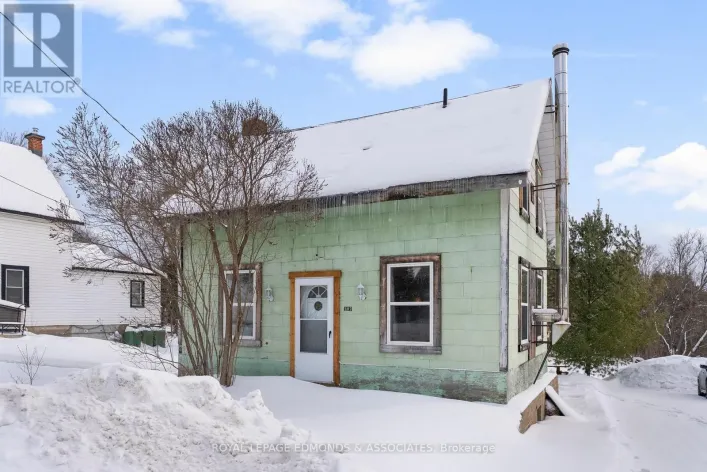 107 BONNECHERE STREET E, Bonnechere Valley