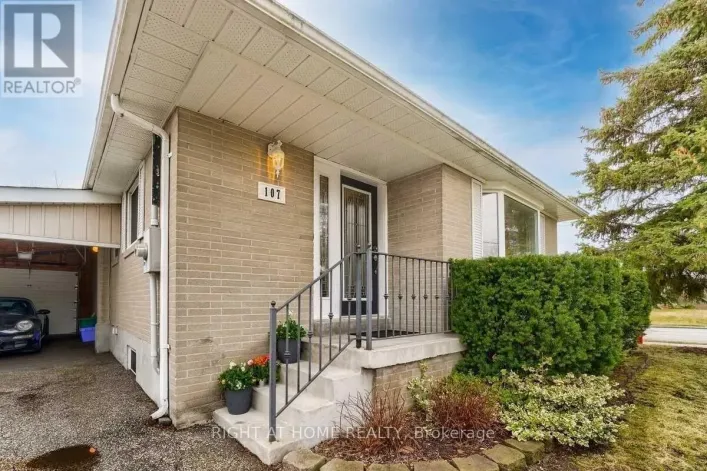 107 CHERRYWOOD DRIVE, Newmarket