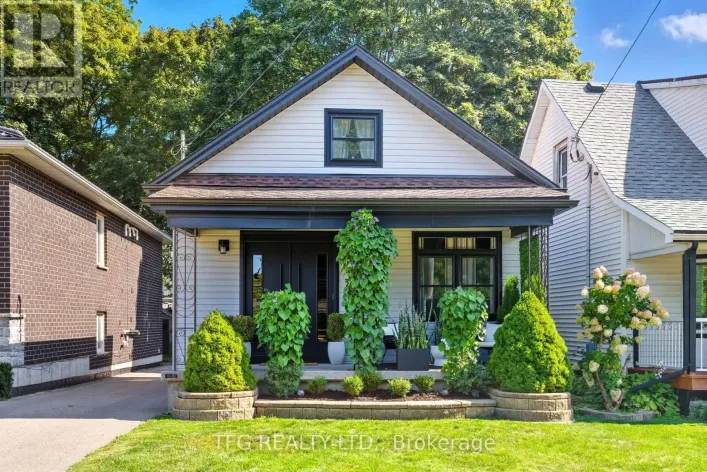 107 CROMWELL AVENUE, Oshawa