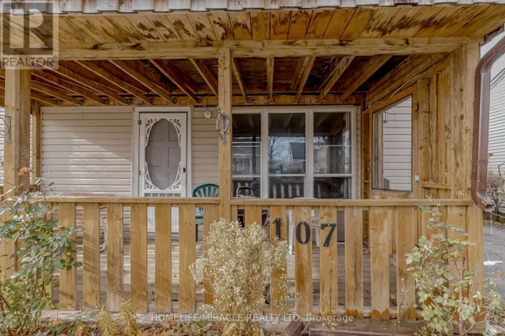 107 DOVER ROAD, Welland