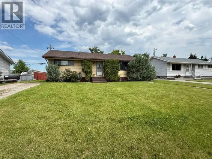 107 Fraser Street, Hinton