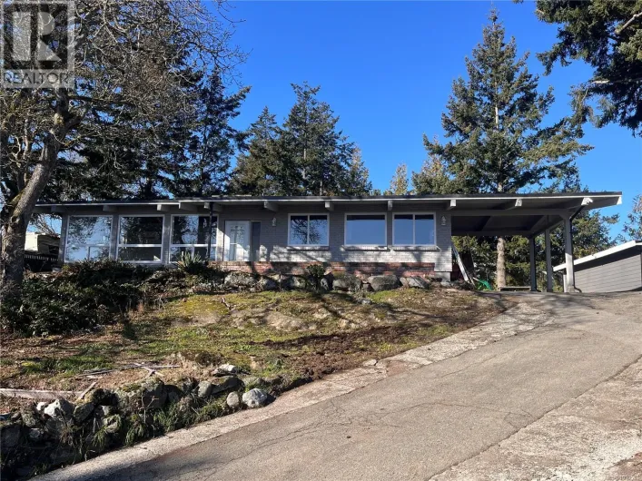 107 Island Hwy, View Royal