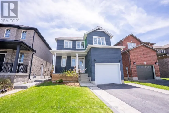 107 LOCKERBIE CRESCENT, Collingwood