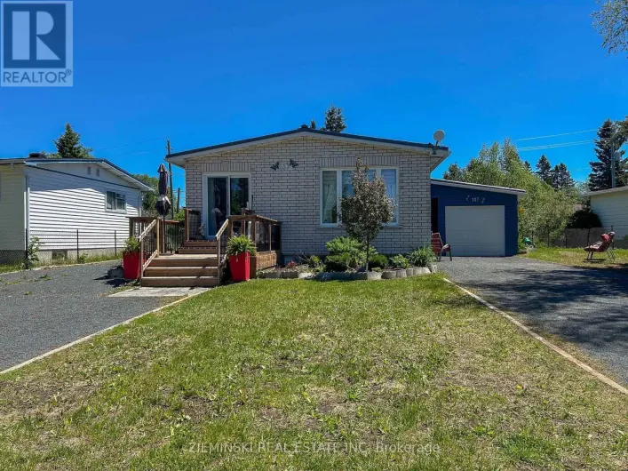 107 NEW CIRCLE PLACE, Iroquois Falls