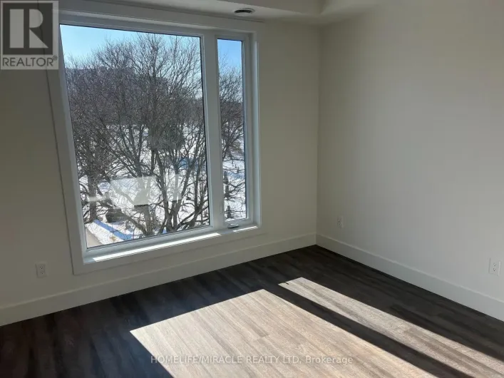 107 ROGER ST #410, Waterloo