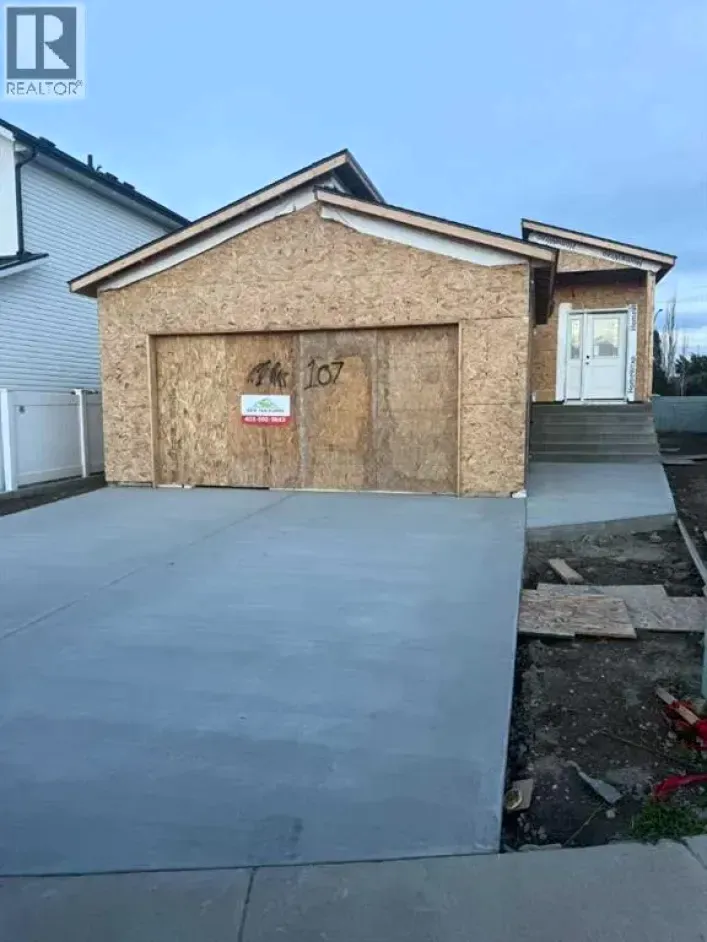 107 Sierra Road SW, Medicine Hat