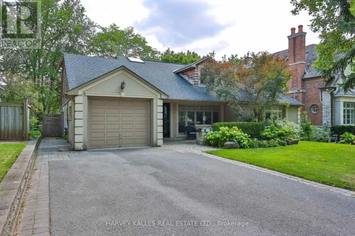 107 STRATFORD CRESCENT, Toronto