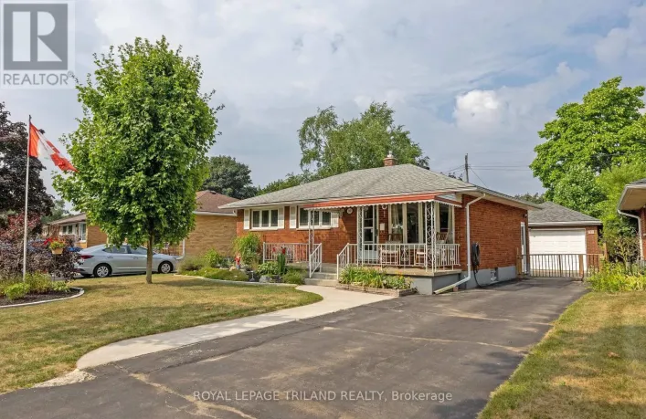 107 SUSAN AVENUE, London East