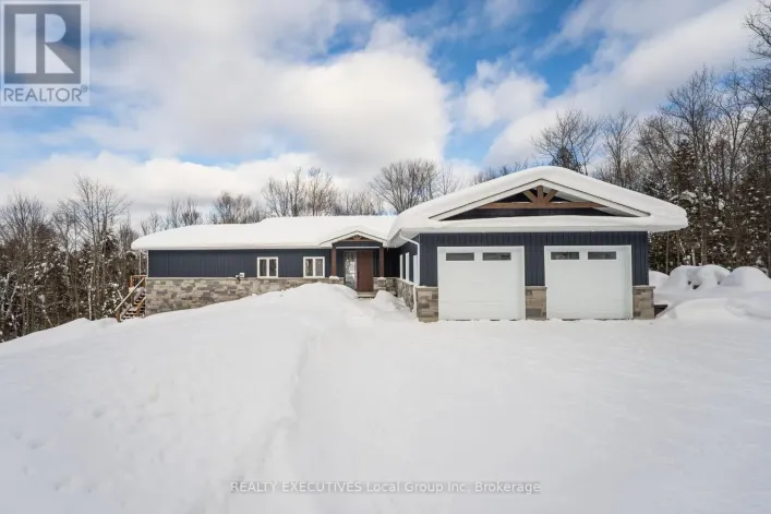 1070 FOUR MILE LAKE ROAD, North Bay