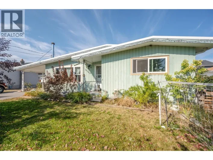 10708 Prairie Valley Road, Summerland