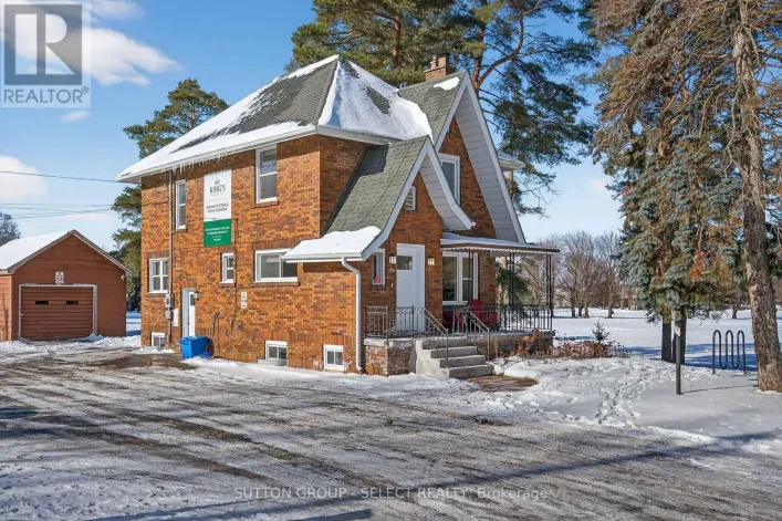 1071 COLBORNE STREET, London East