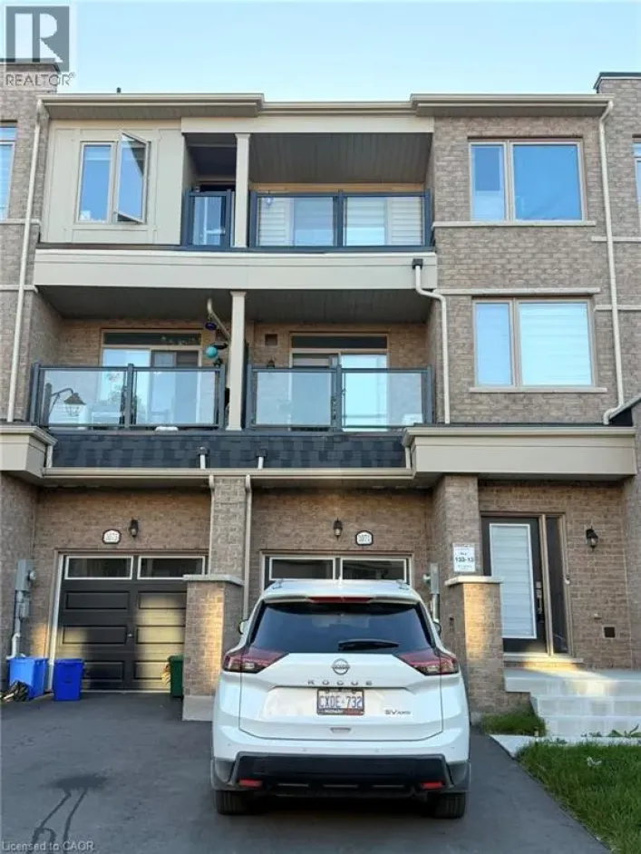 1071 LOCKIE Drive, Oshawa