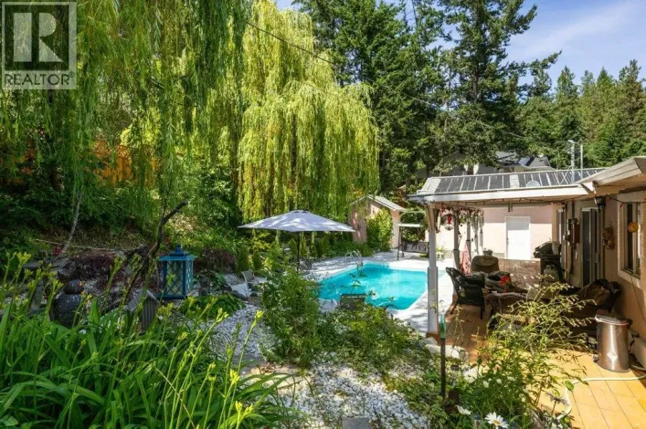 10724 Pinecrest Road, Vernon