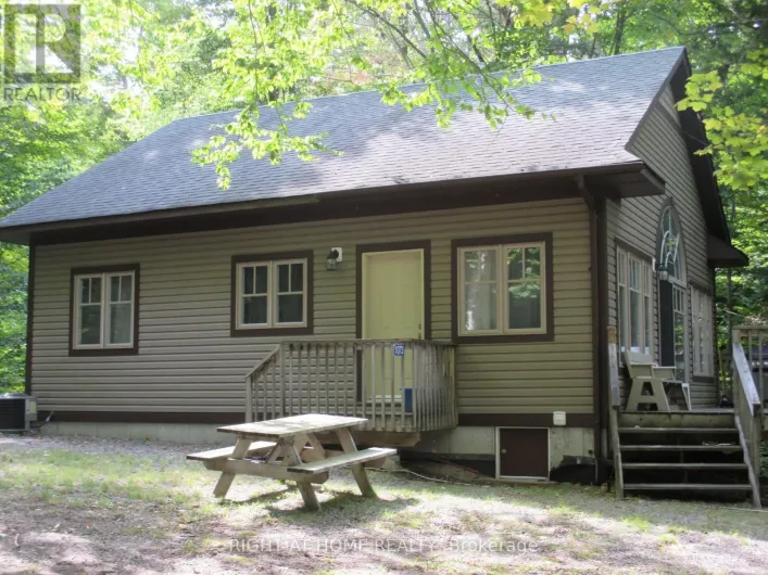 1073 JOSHS BAY ROAD, Muskoka Lakes