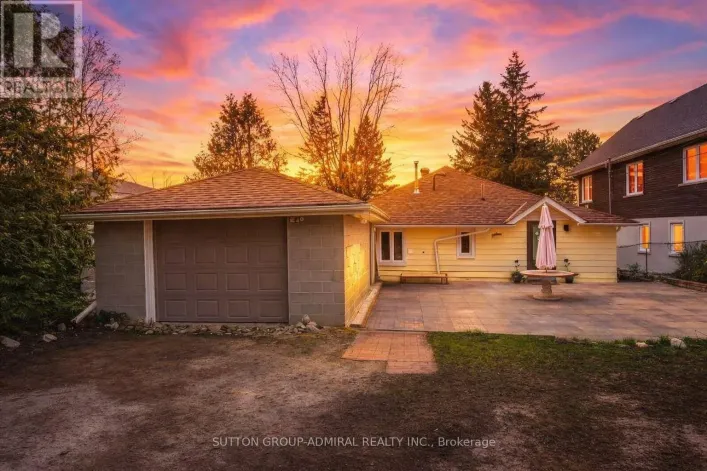 1074 RIVER ROAD E, Wasaga Beach