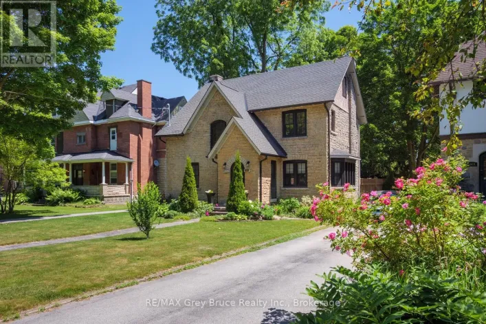 1075 4TH AVENUE W, Owen Sound