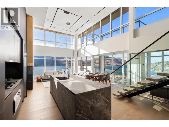 1075 Sunset Drive Unit# PH1, Kelowna