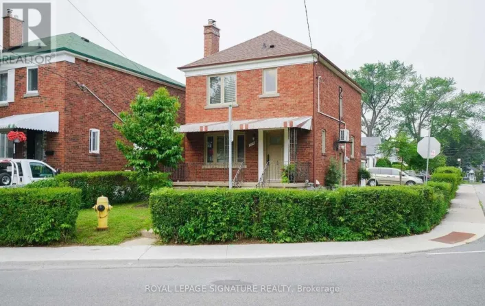 1076 GREENWOOD AVENUE, Toronto