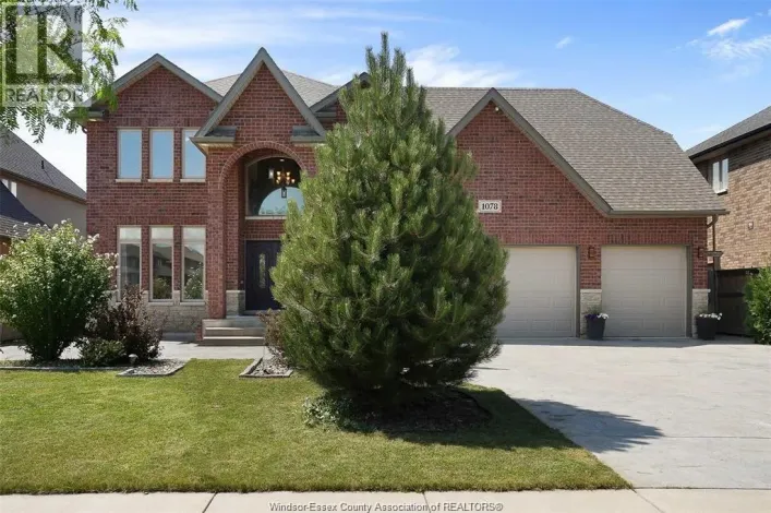 1078 CHARLOTTE CRESCENT, Lakeshore