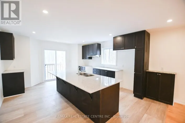 1078 SOUTH KAHSHE LAKE ROAD E, Gravenhurst