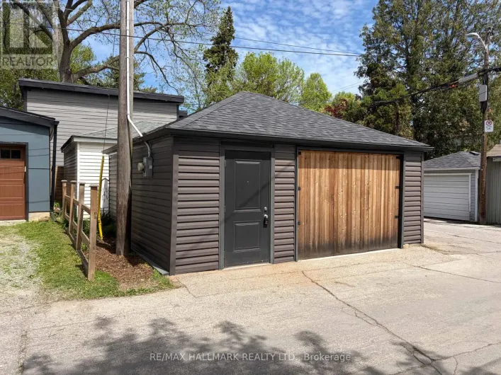 107R WOODFIELD ROAD, Toronto
