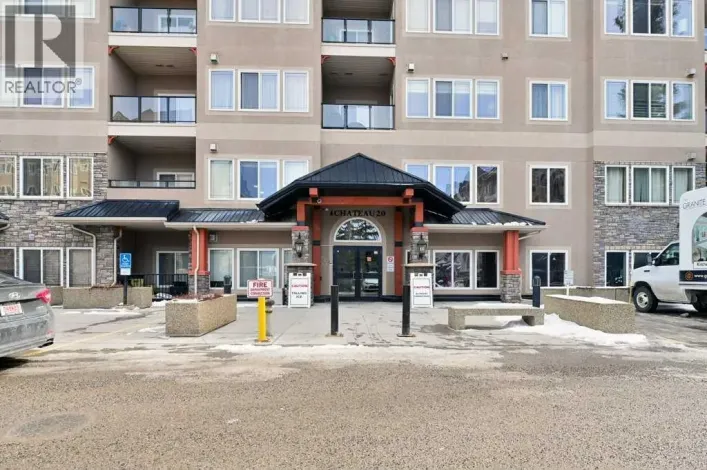 108, 20 Discovery Ridge Close SW, Calgary