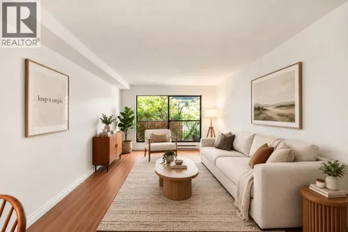 108 251 W 4TH STREET, North Vancouver