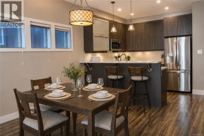 108 2726 Peatt Rd, Langford