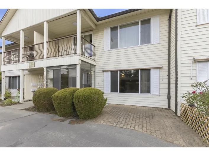 108 2853 W BOURQUIN CRESCENT, Abbotsford