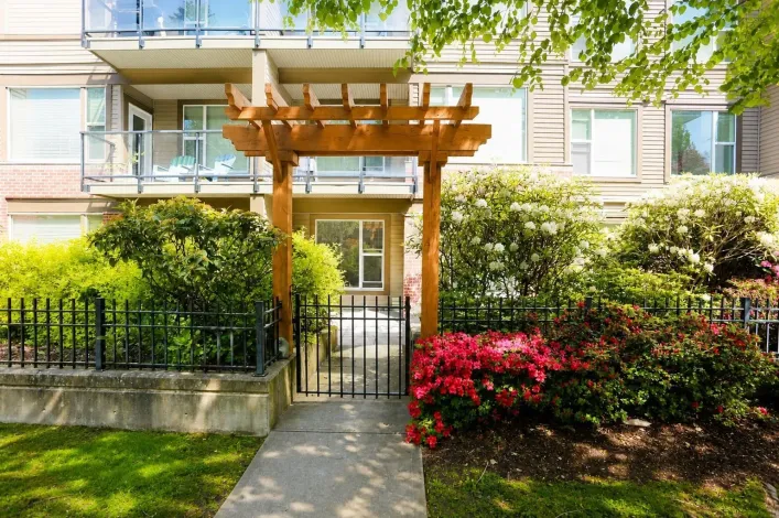 108 33539 HOLLAND AVENUE, Abbotsford