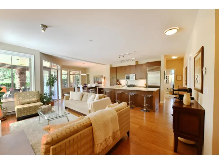 108 3355 ROSEMARY HEIGHTS DRIVE, Surrey