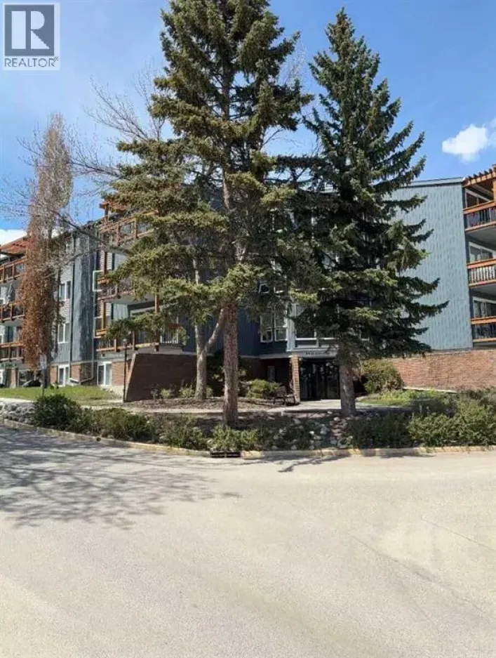 108, 816 89 Avenue SW, Calgary
